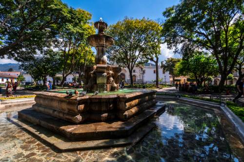 Fuente de las Sirenas, Parque Central de Antigua Guatemala
